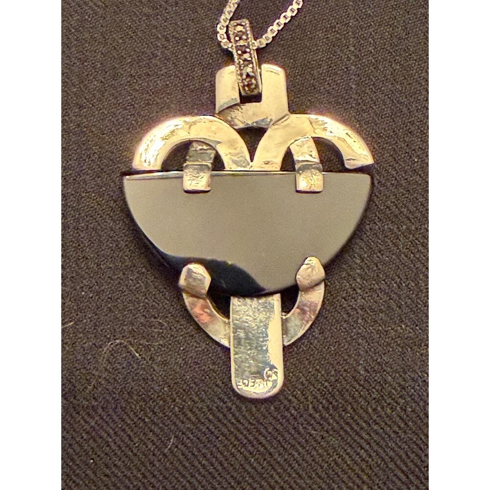 Art Deco Vintage 925 Sterling Silver 1.75x1.25” Onyx and Marcasite 18” Necklace - Picture 5 of 14
